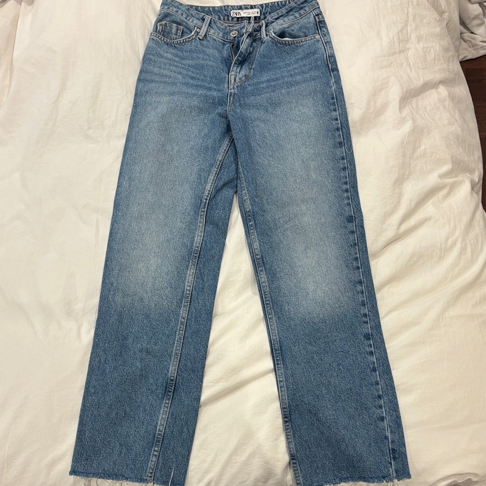 Zara Women's Flare Jeans in Blue
